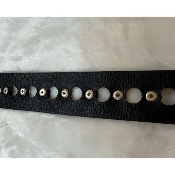 BRAVE Gordic Gump Belt Black Leather Italian Buckle Rivet Size 32 Ethically Made - Picture 9 of 12